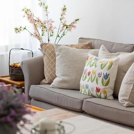 Apartment May *